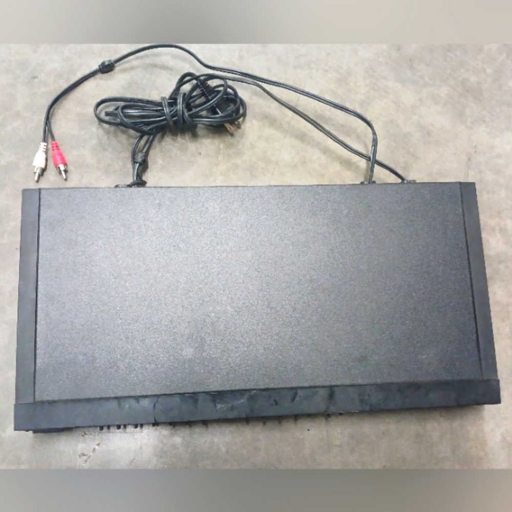 Vintage Mitsubishi Black Audio Mixer with Cables